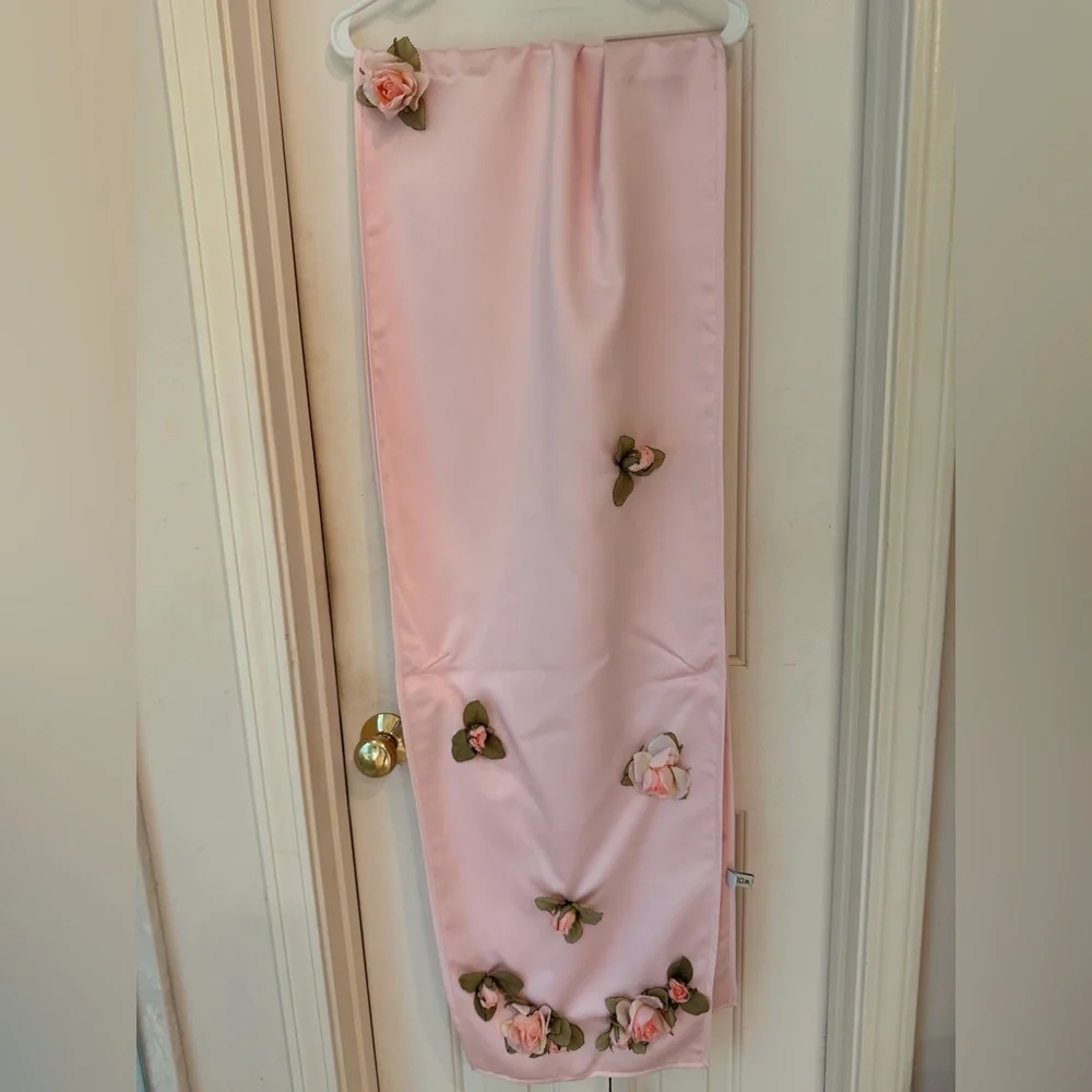 Ilana Wolf NWT Pink Satin Evening Wrap w/ Silk Flower Embellishment. Gorgeous! - Picture 16 of 16